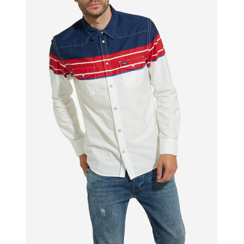 Wrangler Camicia da Lavoro da Uomo a Maniche Lunghe con Taglio Cowboy